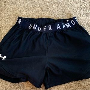 Under Armor Women’s Play Up Shorts